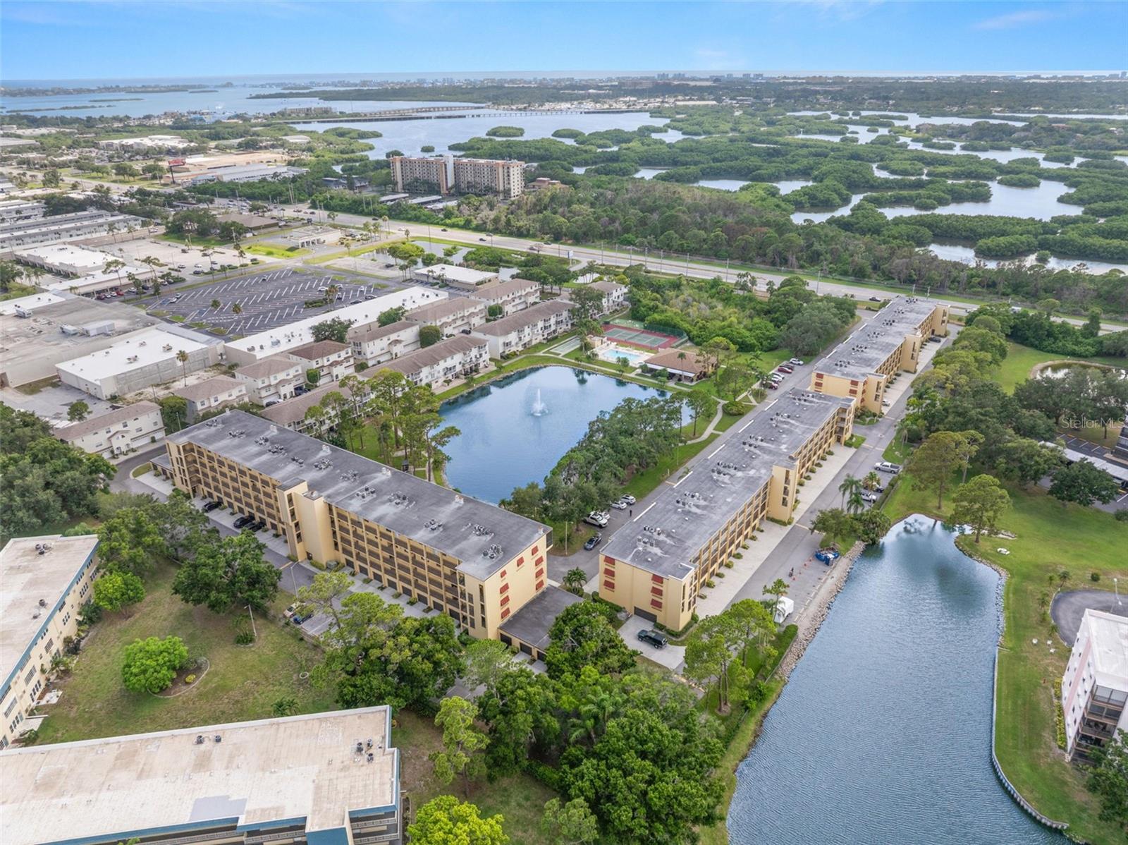 6000 PARK PLACE CONDO - Residential