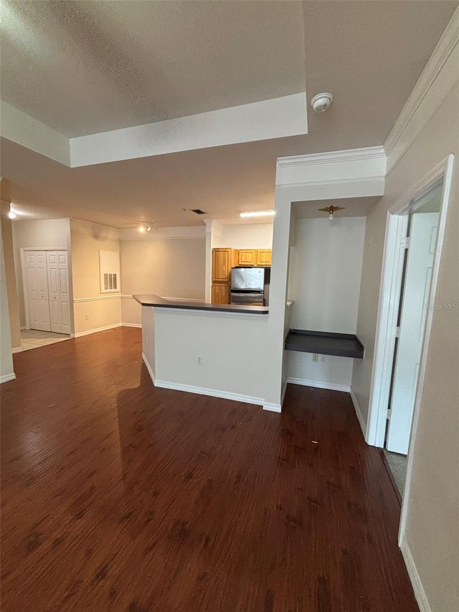 HAMPTONS/METROWEST - Residential Lease