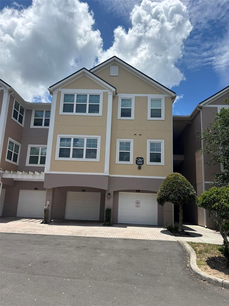 HAMPTONS/METROWEST - Residential Lease