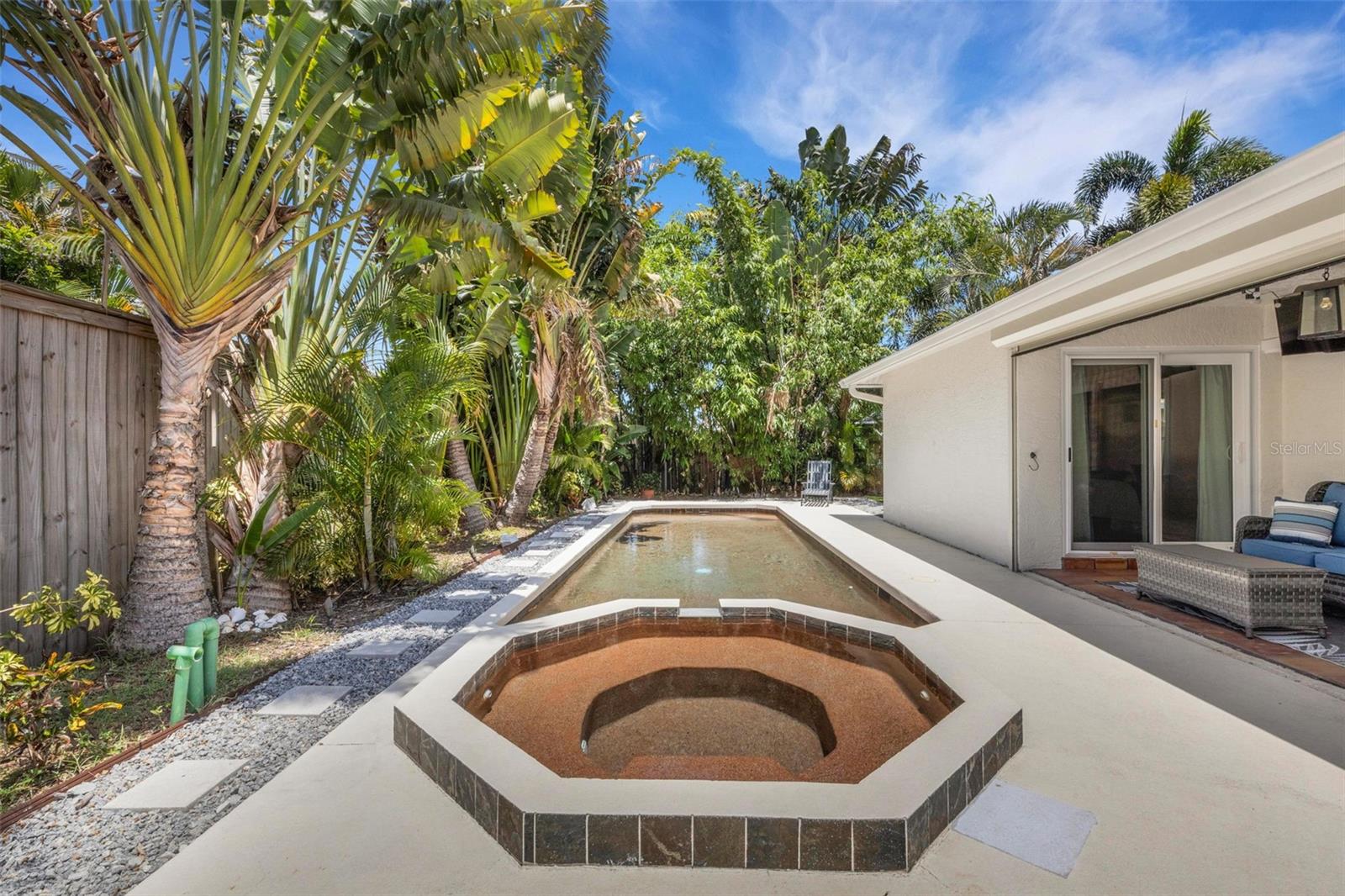 PADDOCKS CENTRAL - Residential