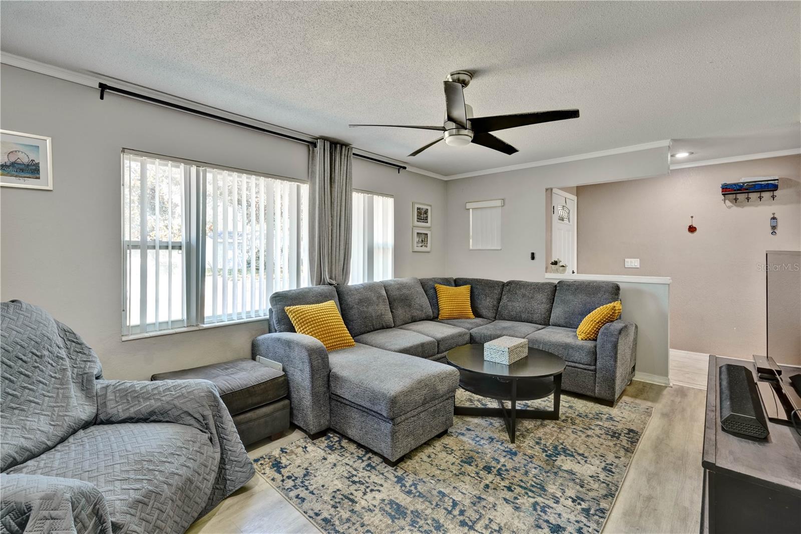 ENGLEWOOD PARK - Residential