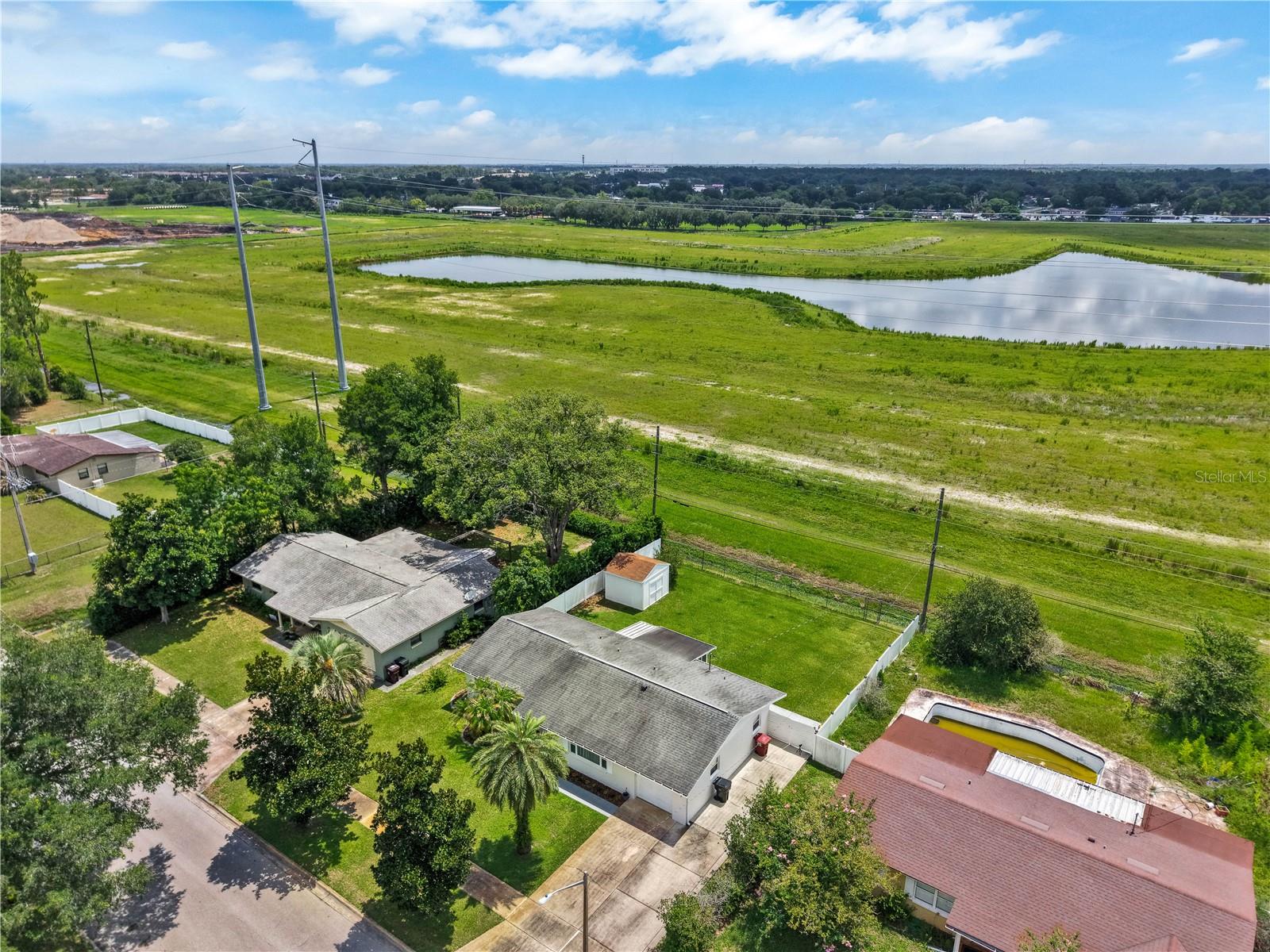 ENGLEWOOD PARK - Residential