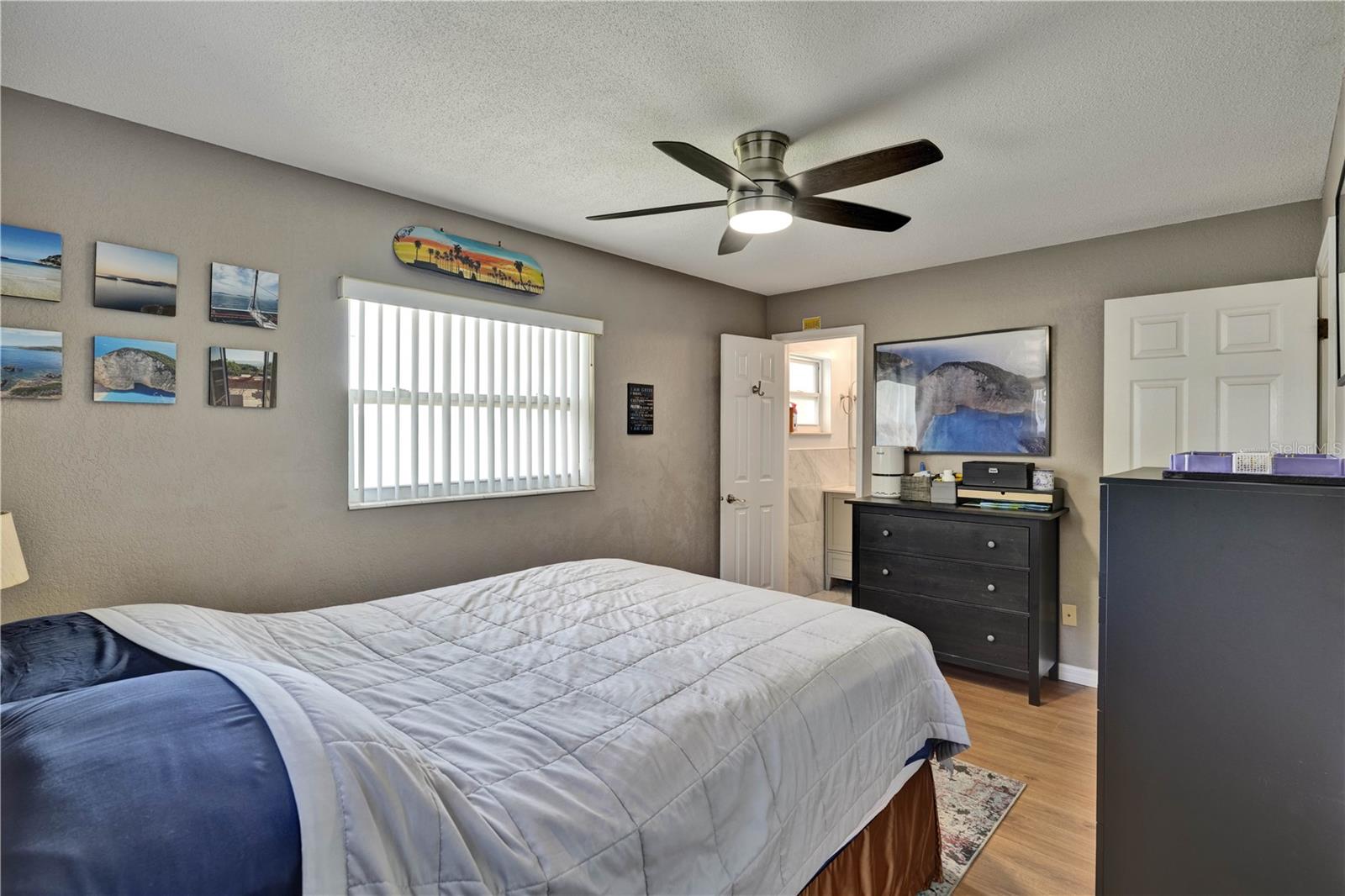 ENGLEWOOD PARK - Residential