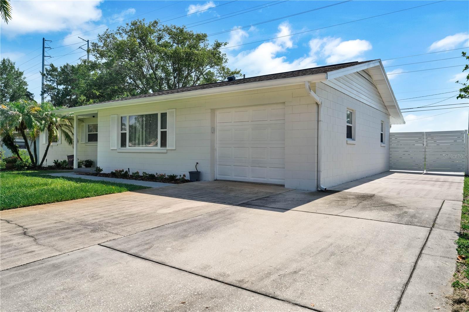 ENGLEWOOD PARK - Residential