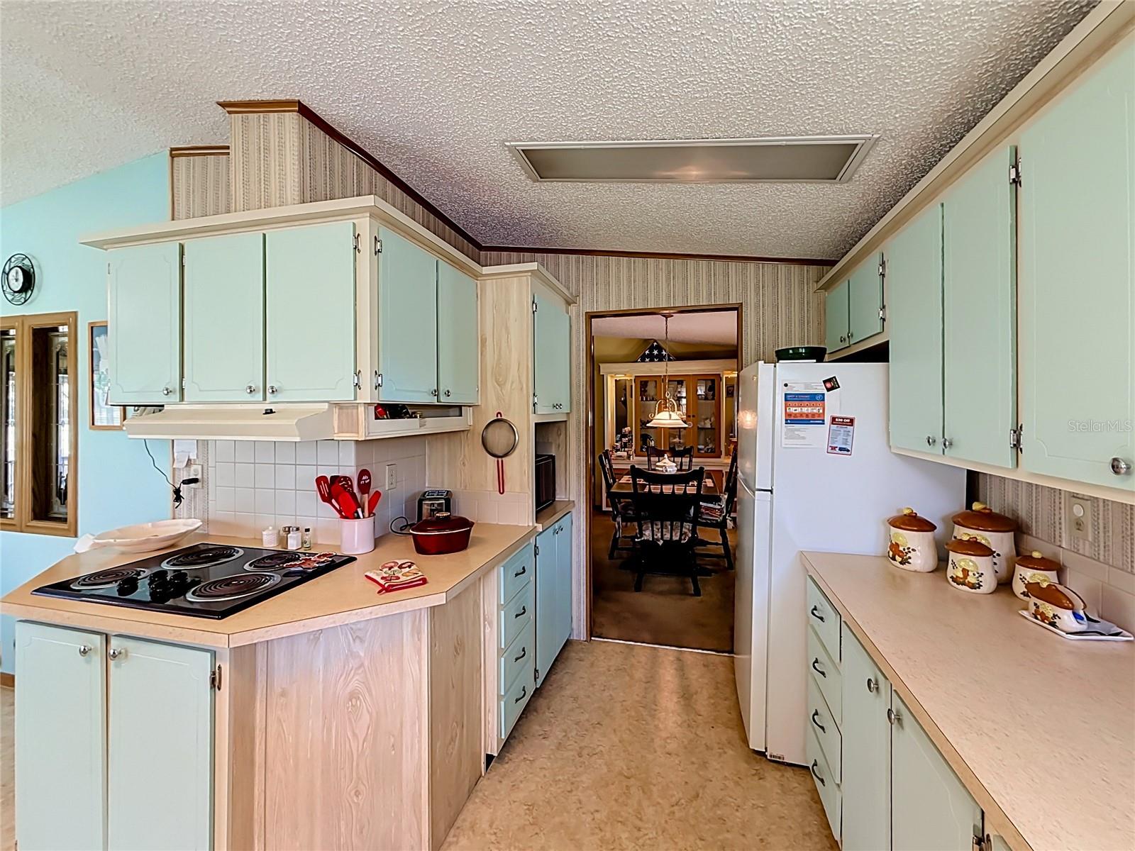OAKLAND HILLS SUB - Residential
