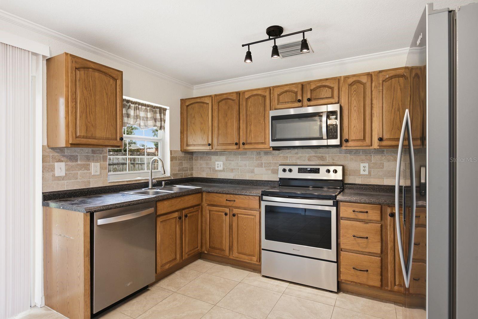 SEVEN SPGS HOMES - Residential