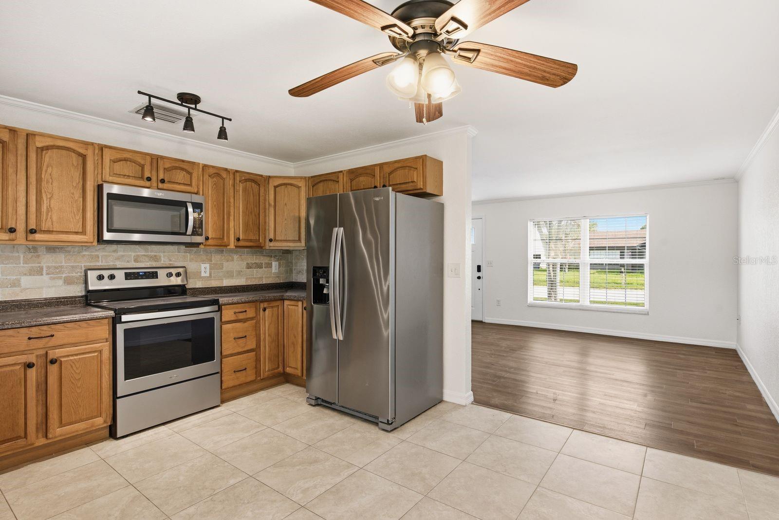 SEVEN SPGS HOMES - Residential