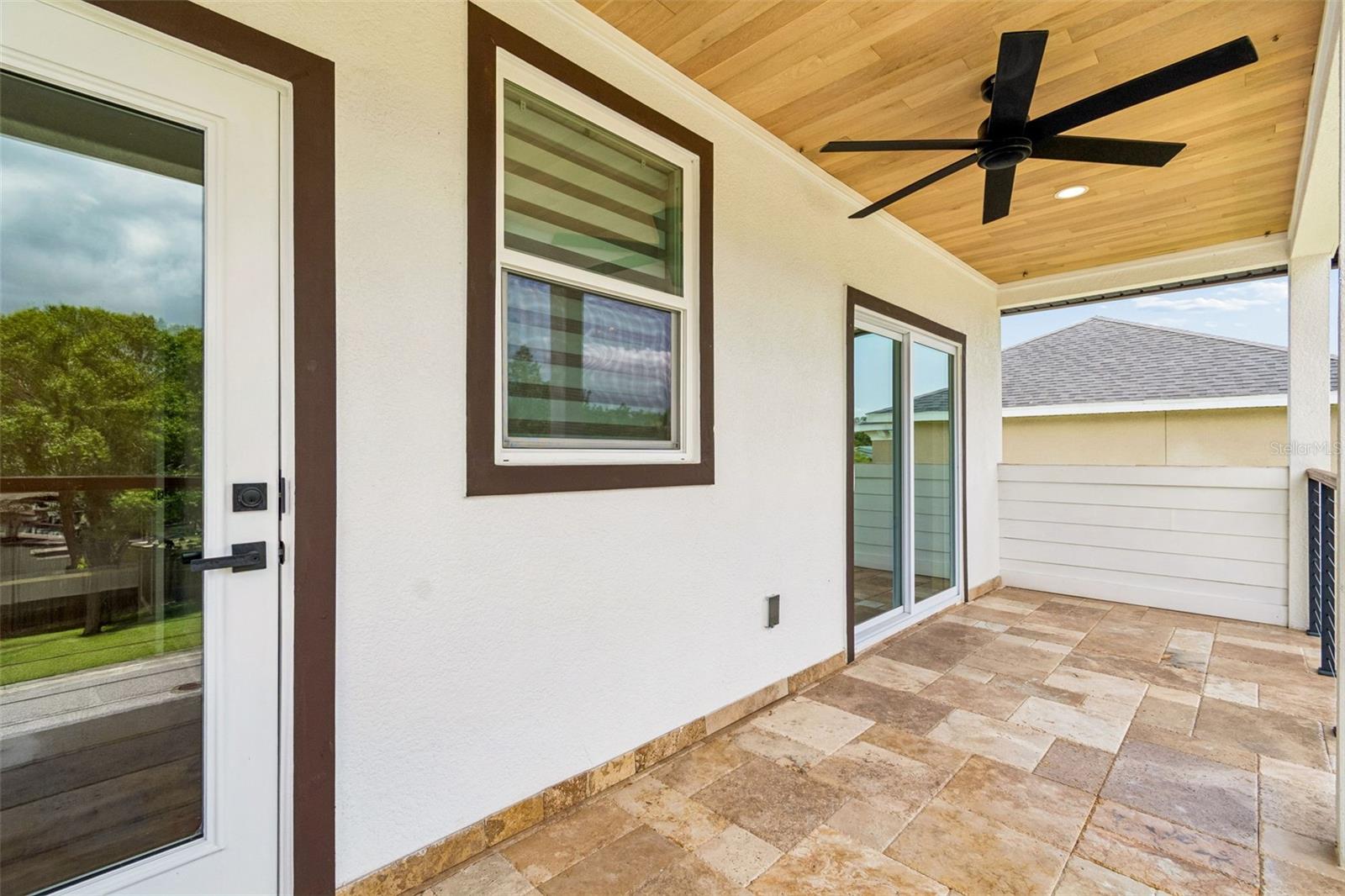 EDGE WATER RESERVE - Residential