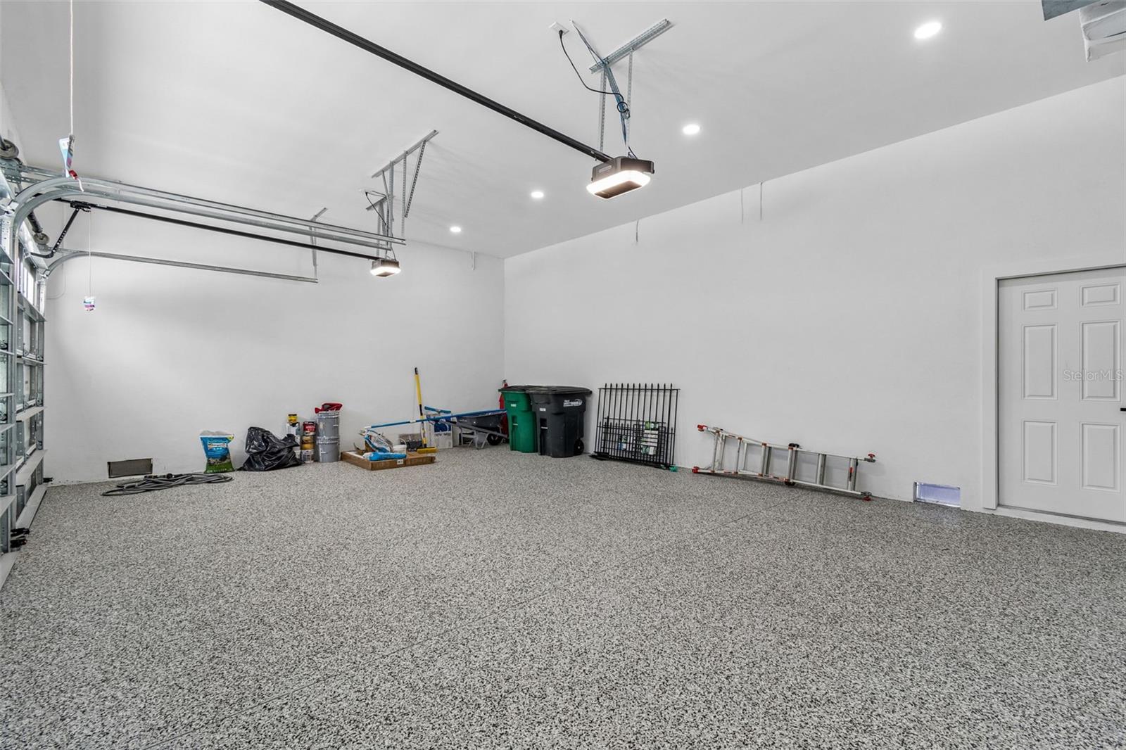 EDGE WATER RESERVE - Residential
