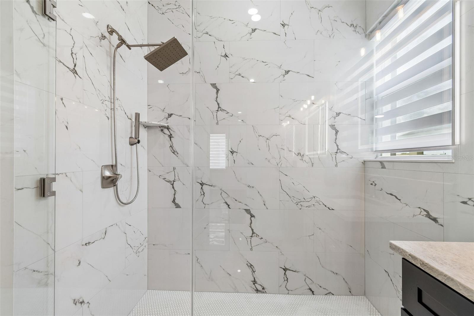 EDGE WATER RESERVE - Residential