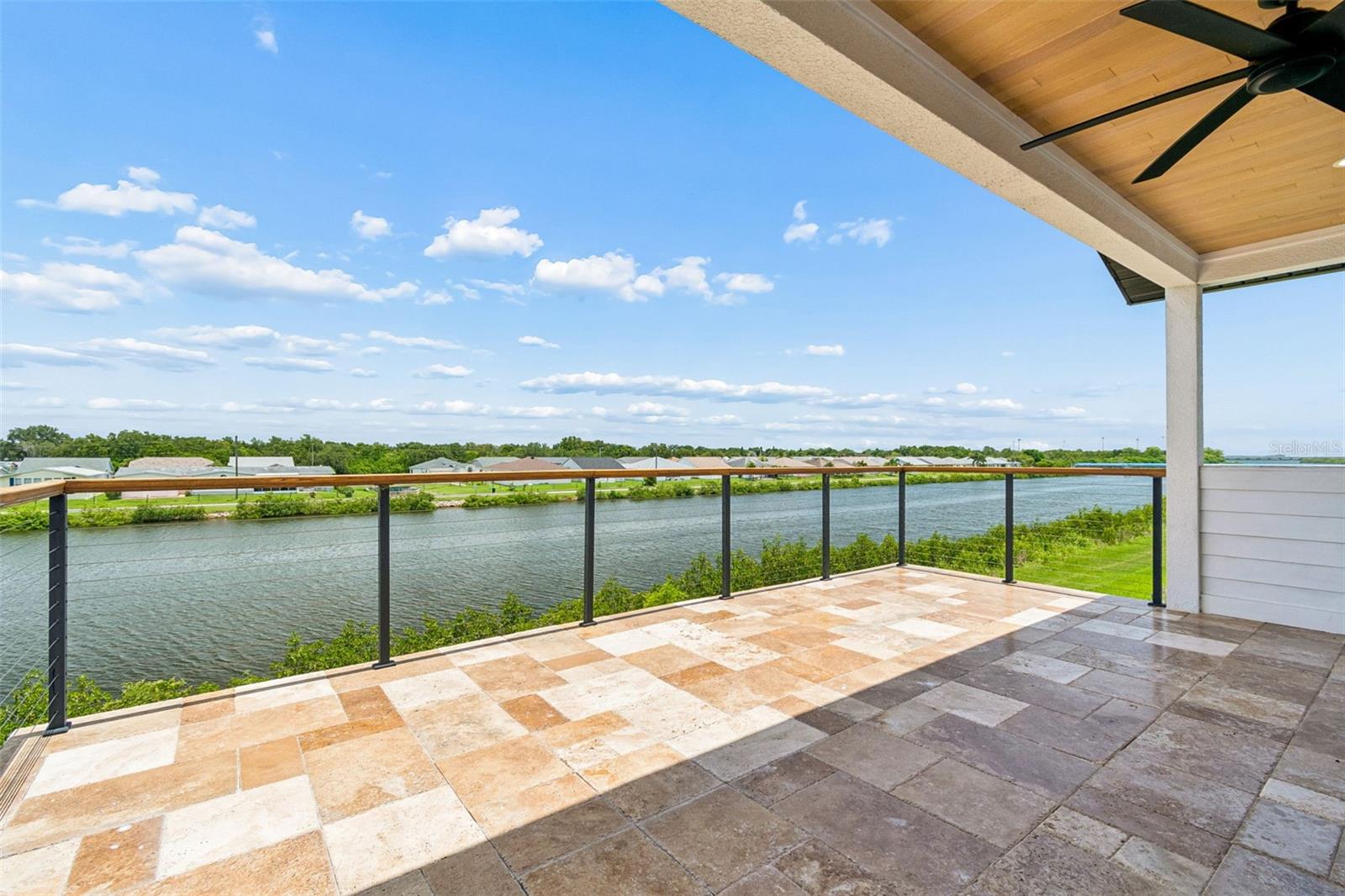 EDGE WATER RESERVE - Residential