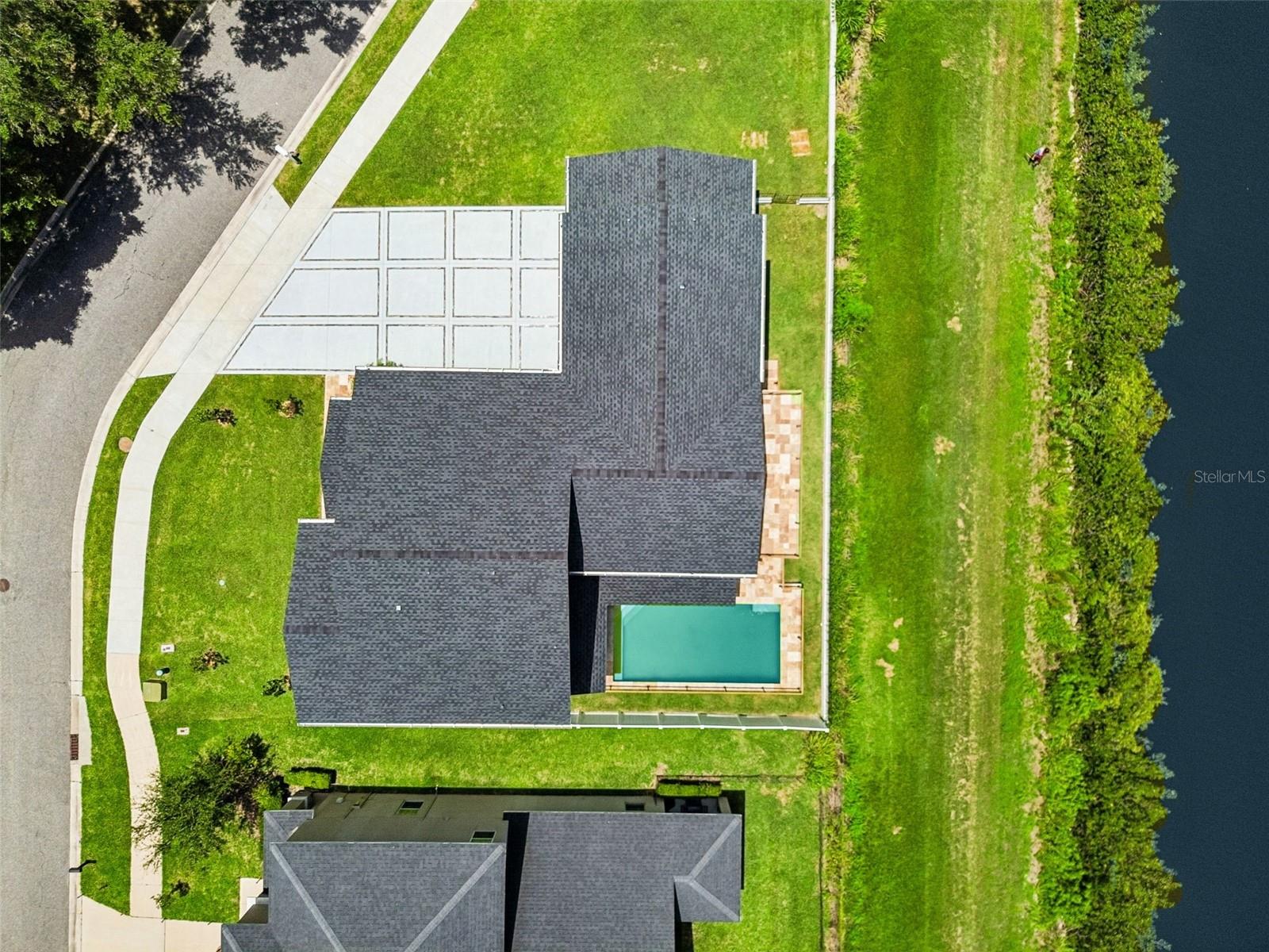 EDGE WATER RESERVE - Residential