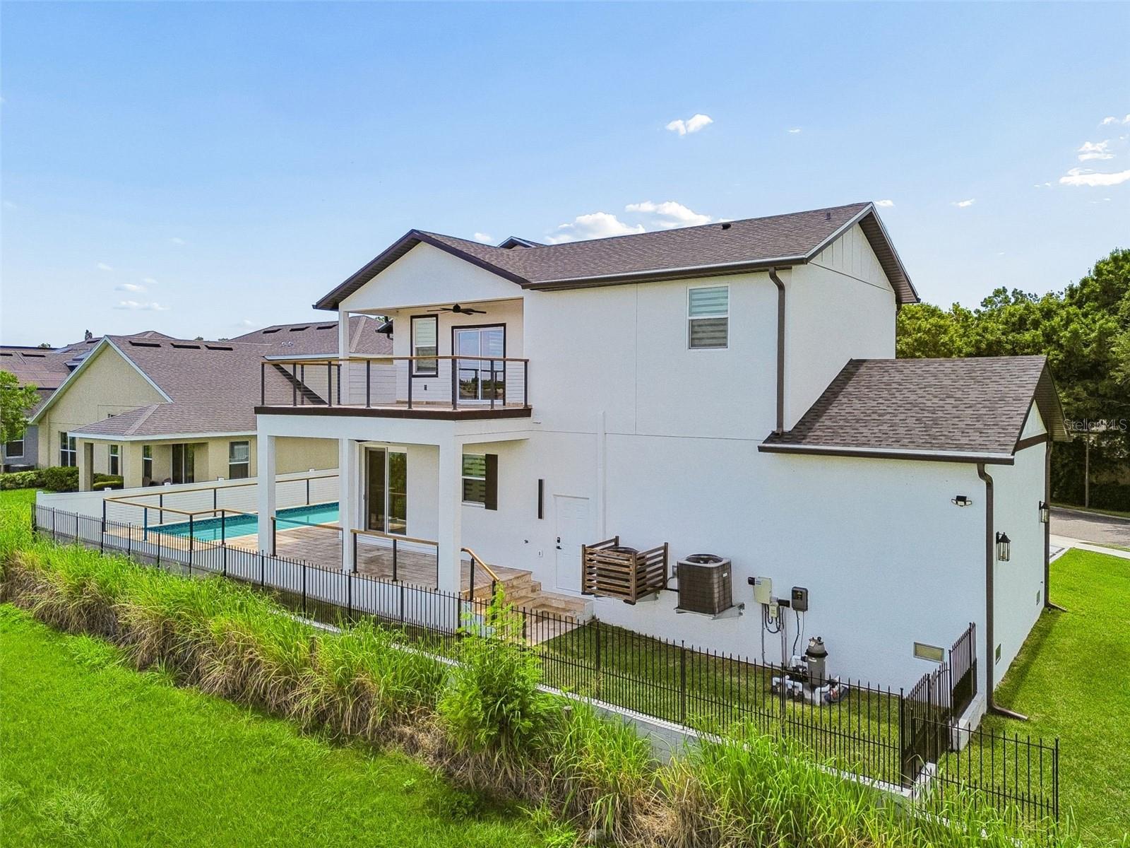 EDGE WATER RESERVE - Residential
