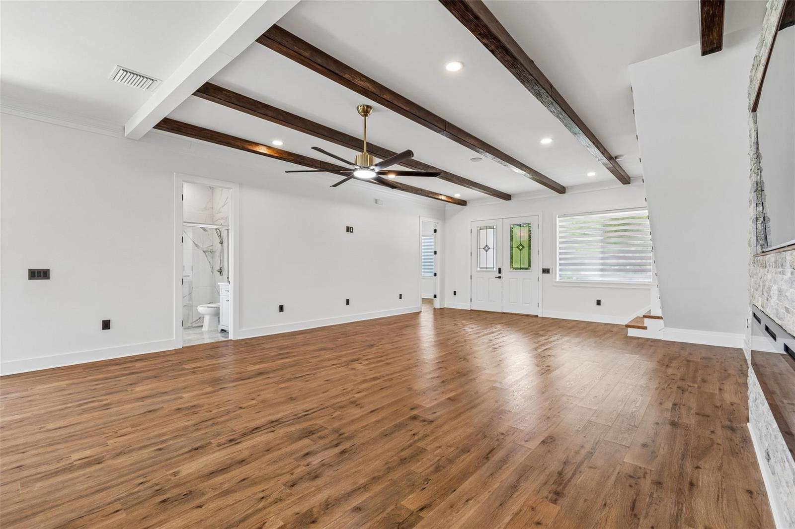 EDGE WATER RESERVE - Residential