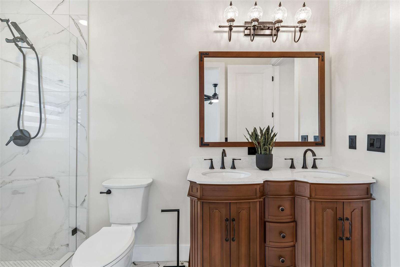 EDGE WATER RESERVE - Residential