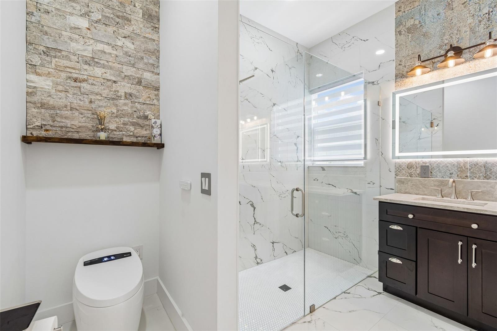 EDGE WATER RESERVE - Residential