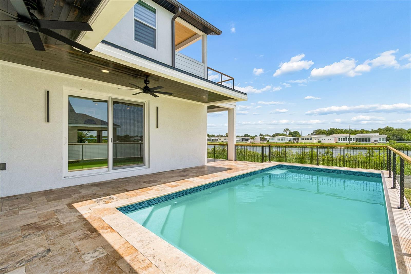 EDGE WATER RESERVE - Residential