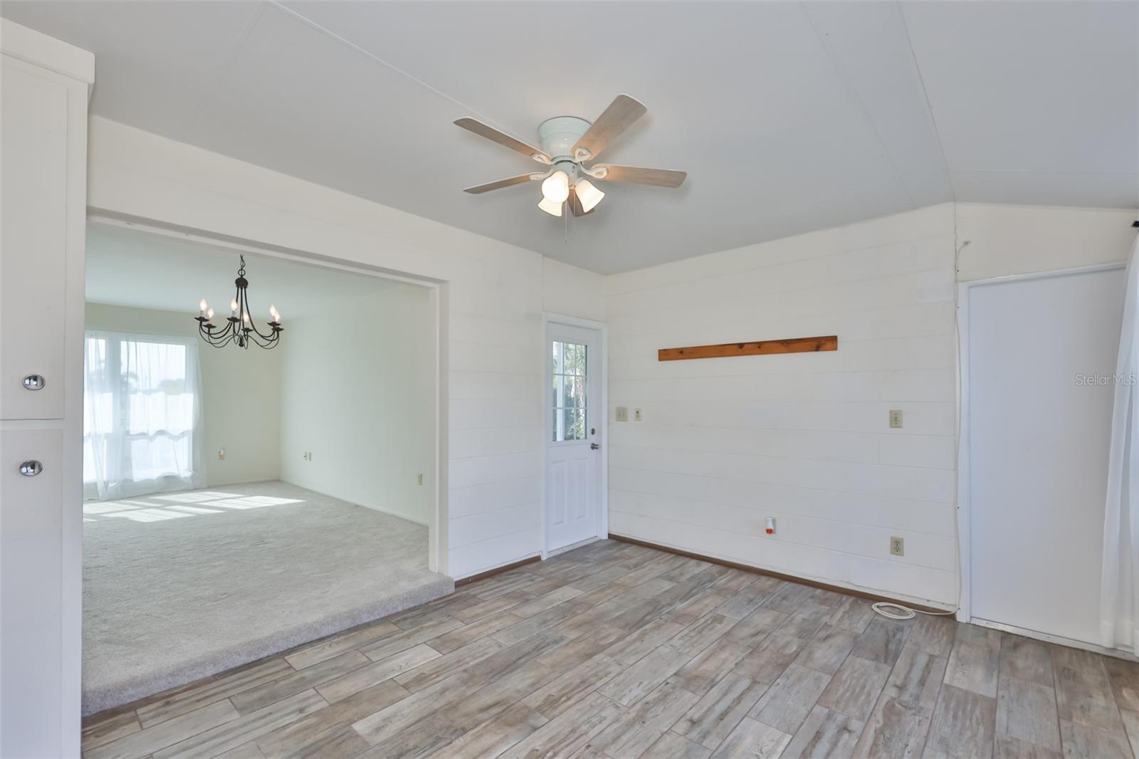 DEL WEBBS SUN CITY FLORIDA UN - Residential