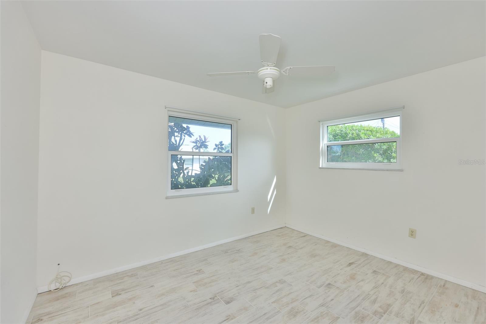 DEL WEBBS SUN CITY FLORIDA UN - Residential