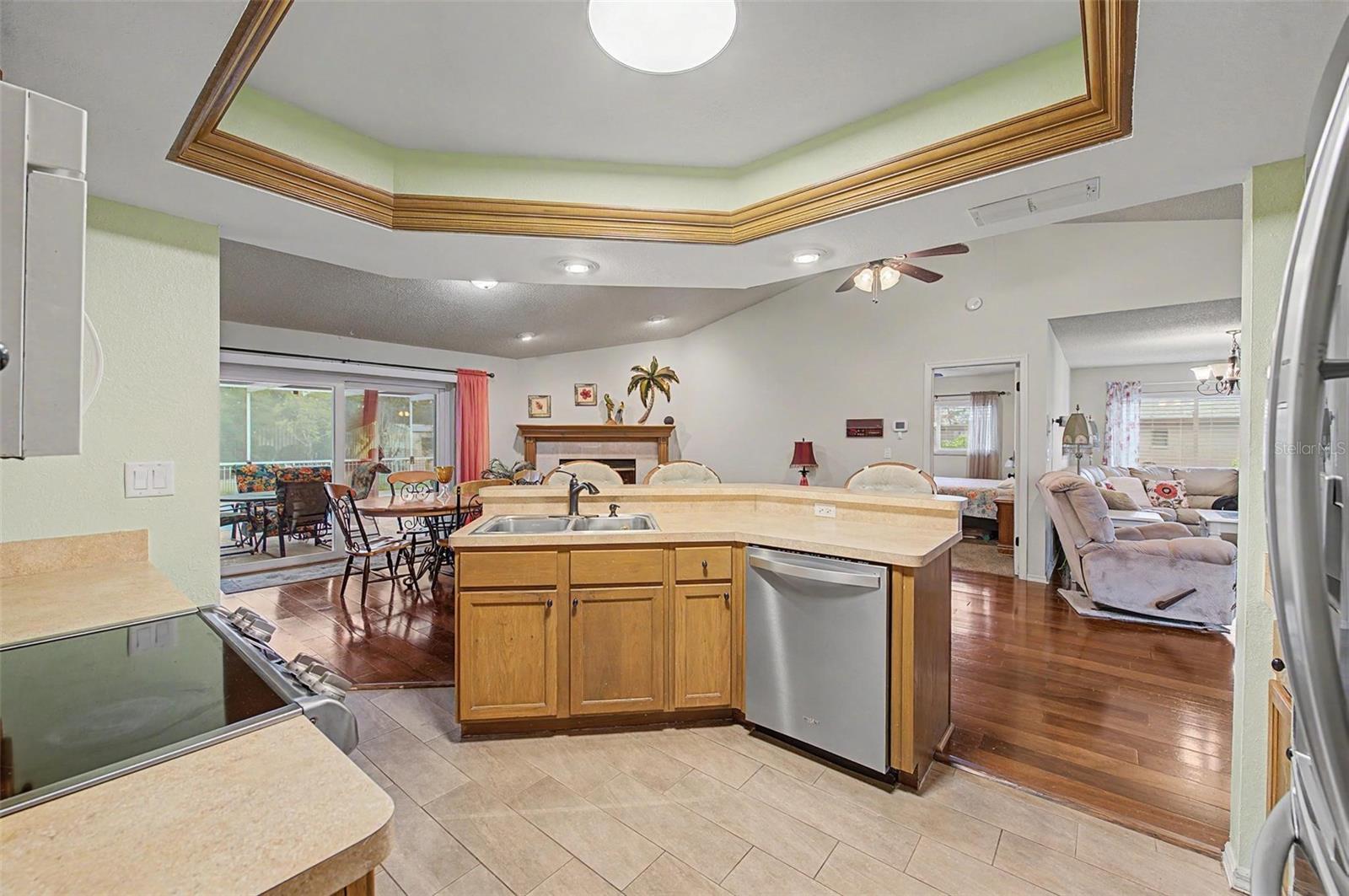 SPRING HILL - Residential