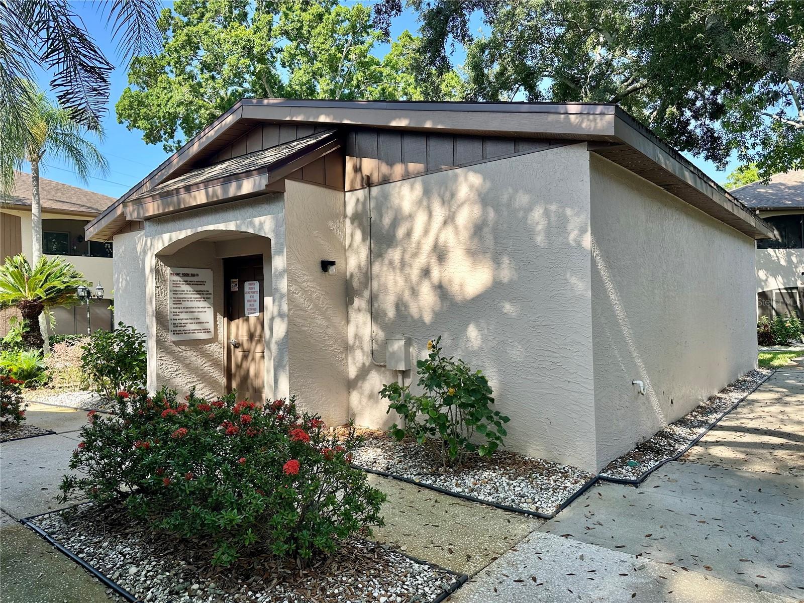 BONAVENTURE CONDO - Residential
