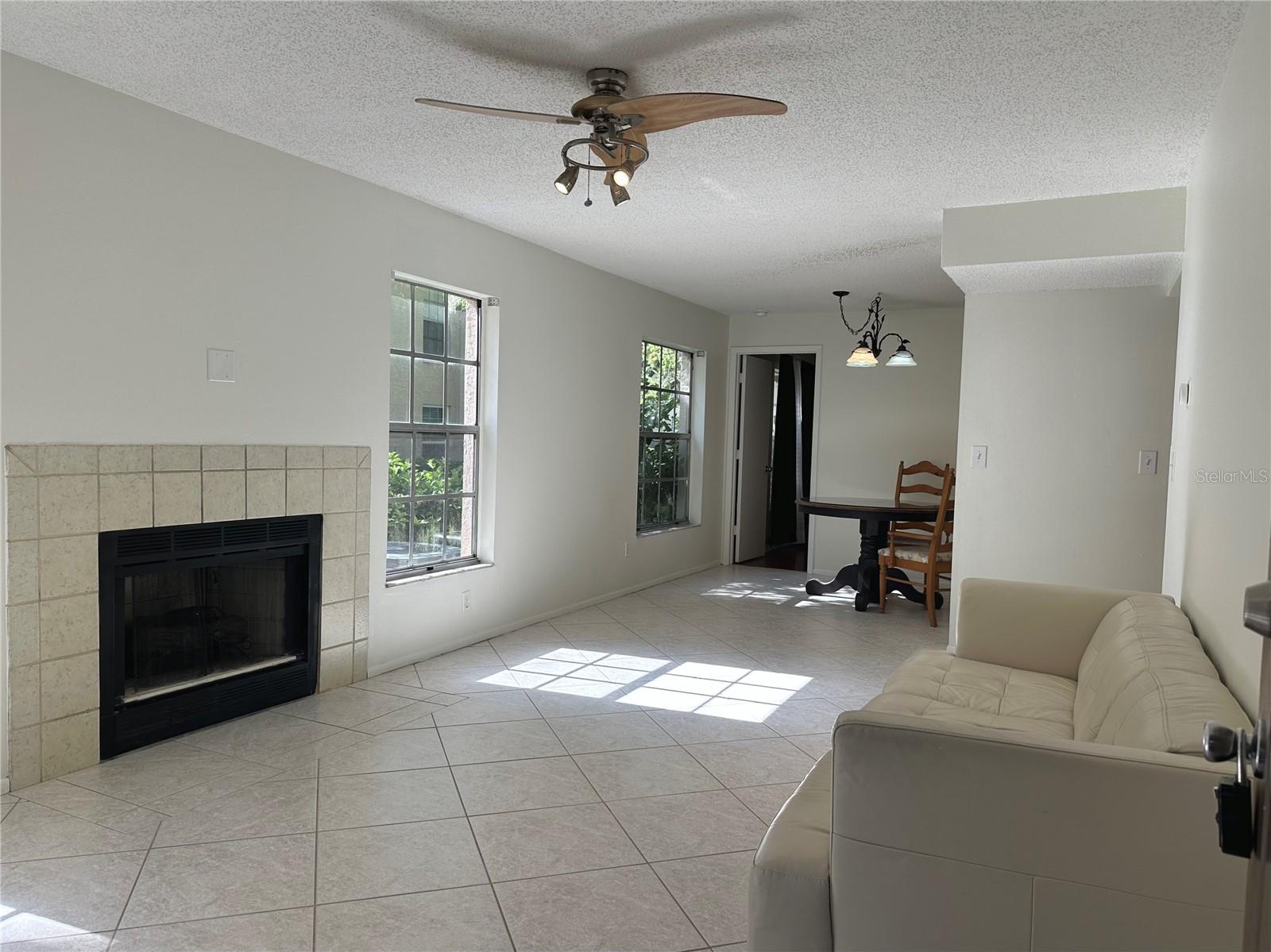 BONAVENTURE CONDO - Residential