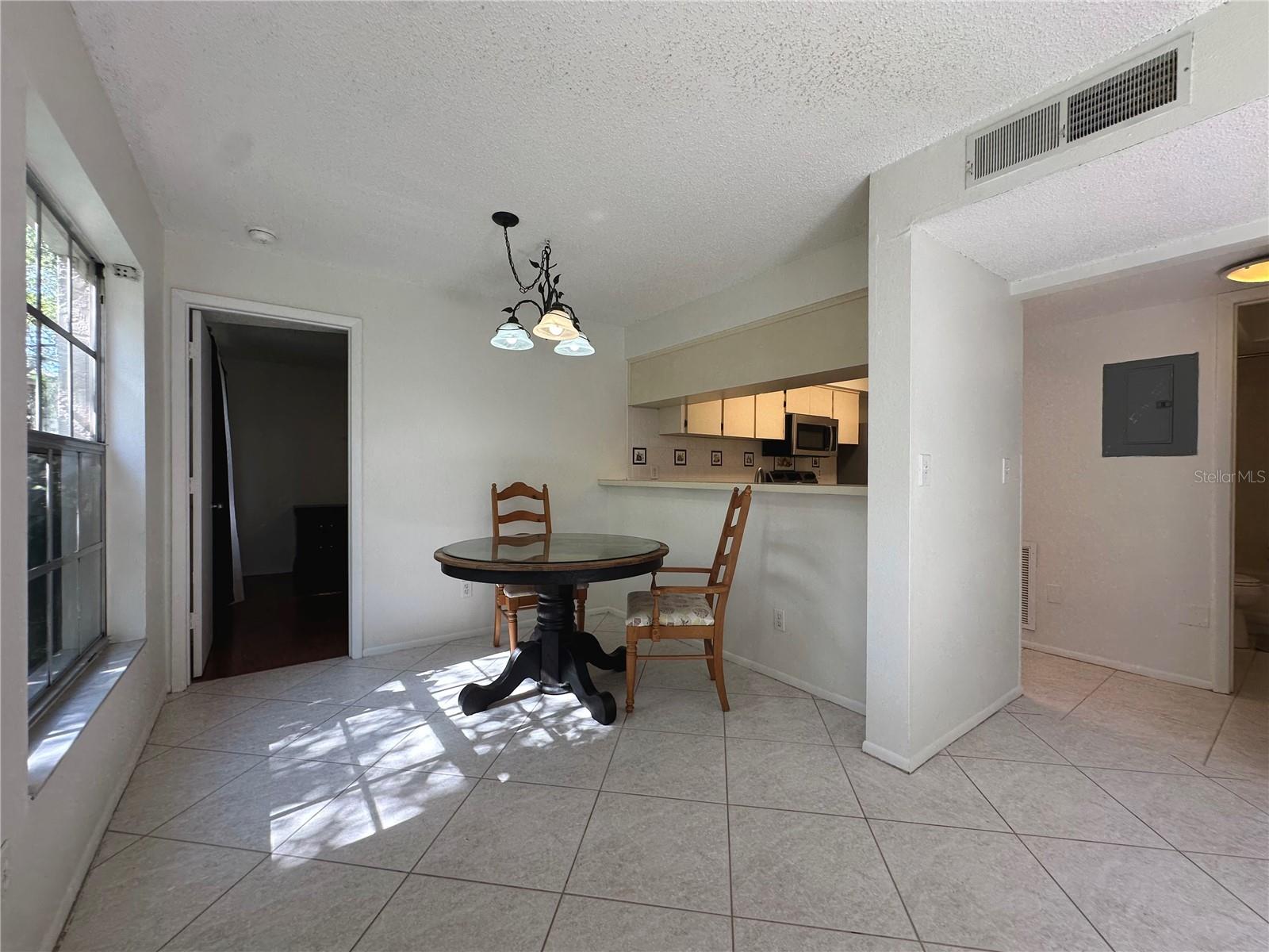 BONAVENTURE CONDO - Residential