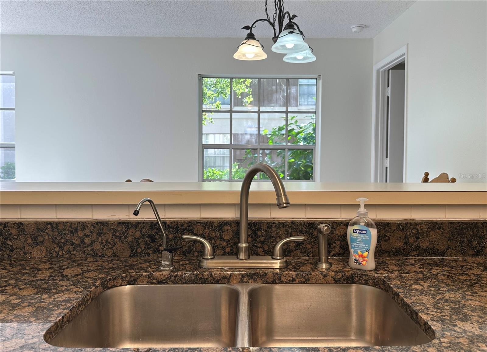 BONAVENTURE CONDO - Residential