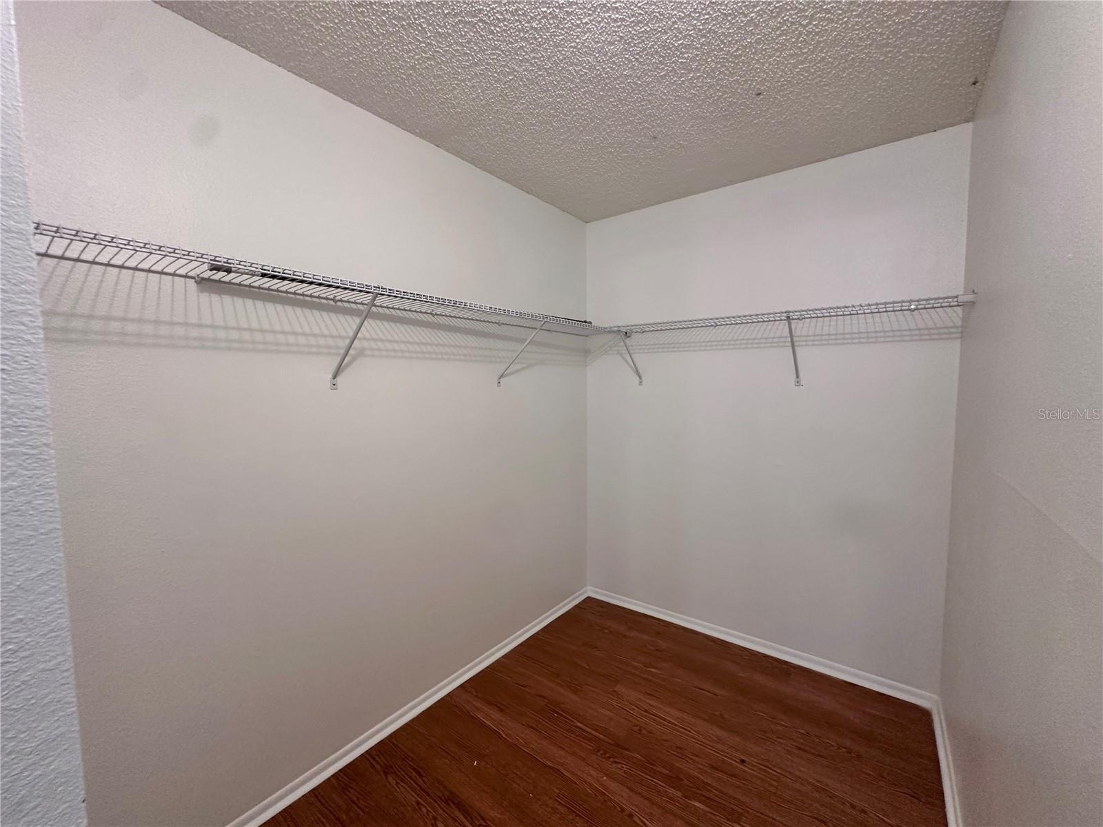 BONAVENTURE CONDO - Residential