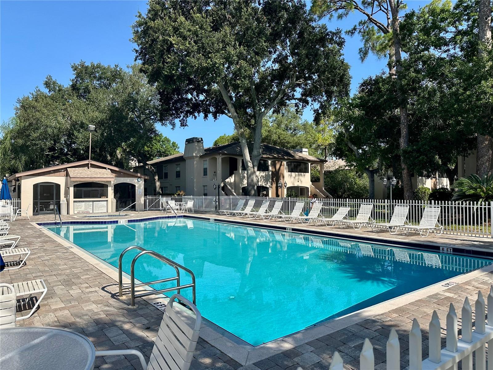 BONAVENTURE CONDO - Residential