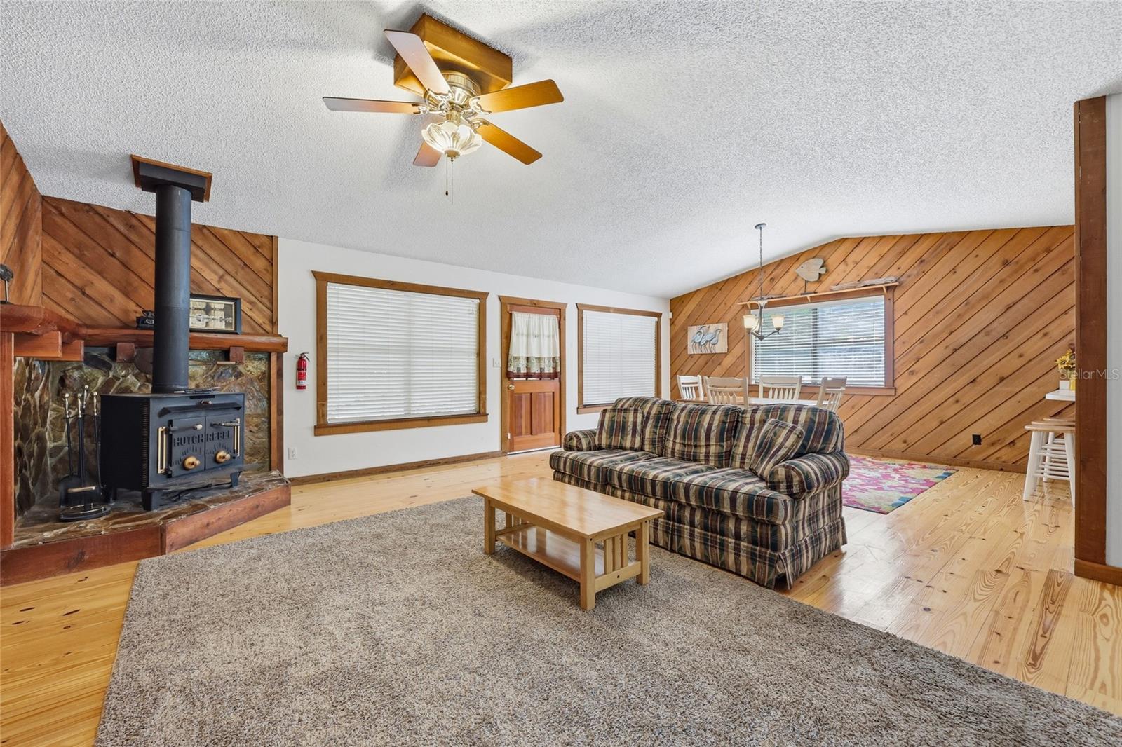 THREE RIVERS ESTATES - Residential
