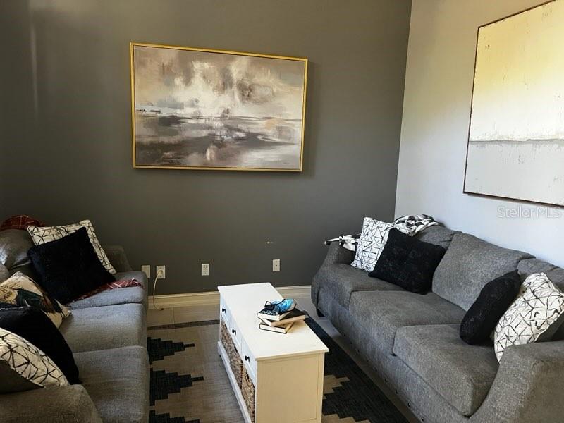 GOLDEN GATE ESTATE UNIT 17 - Residential