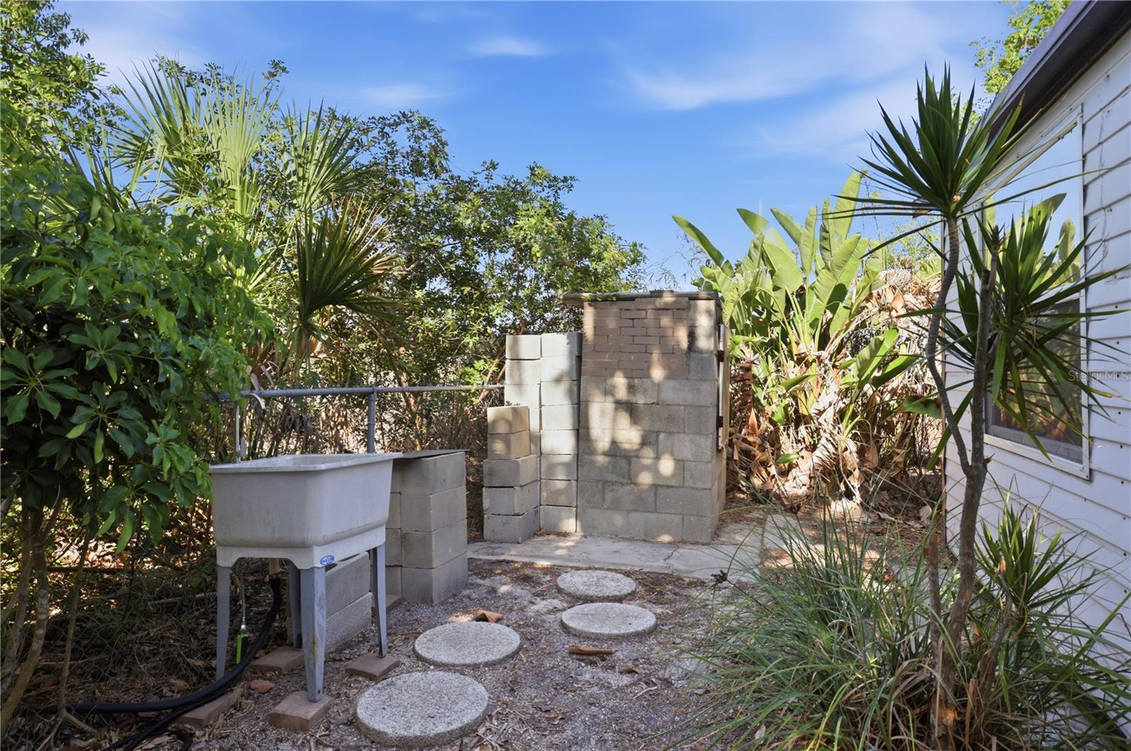 ENGLEWOOD GARDENS - Residential