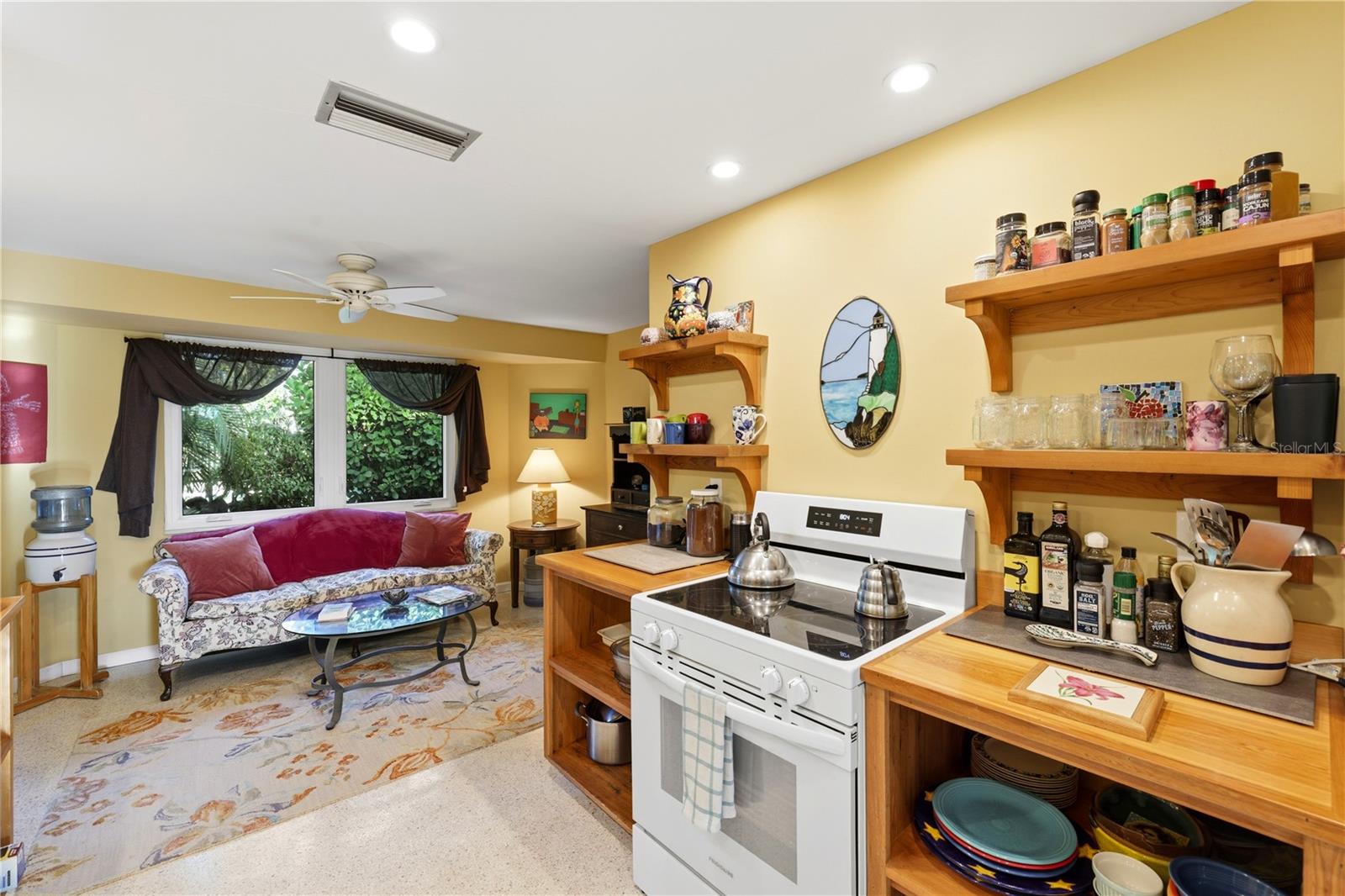 ENGLEWOOD GARDENS - Residential