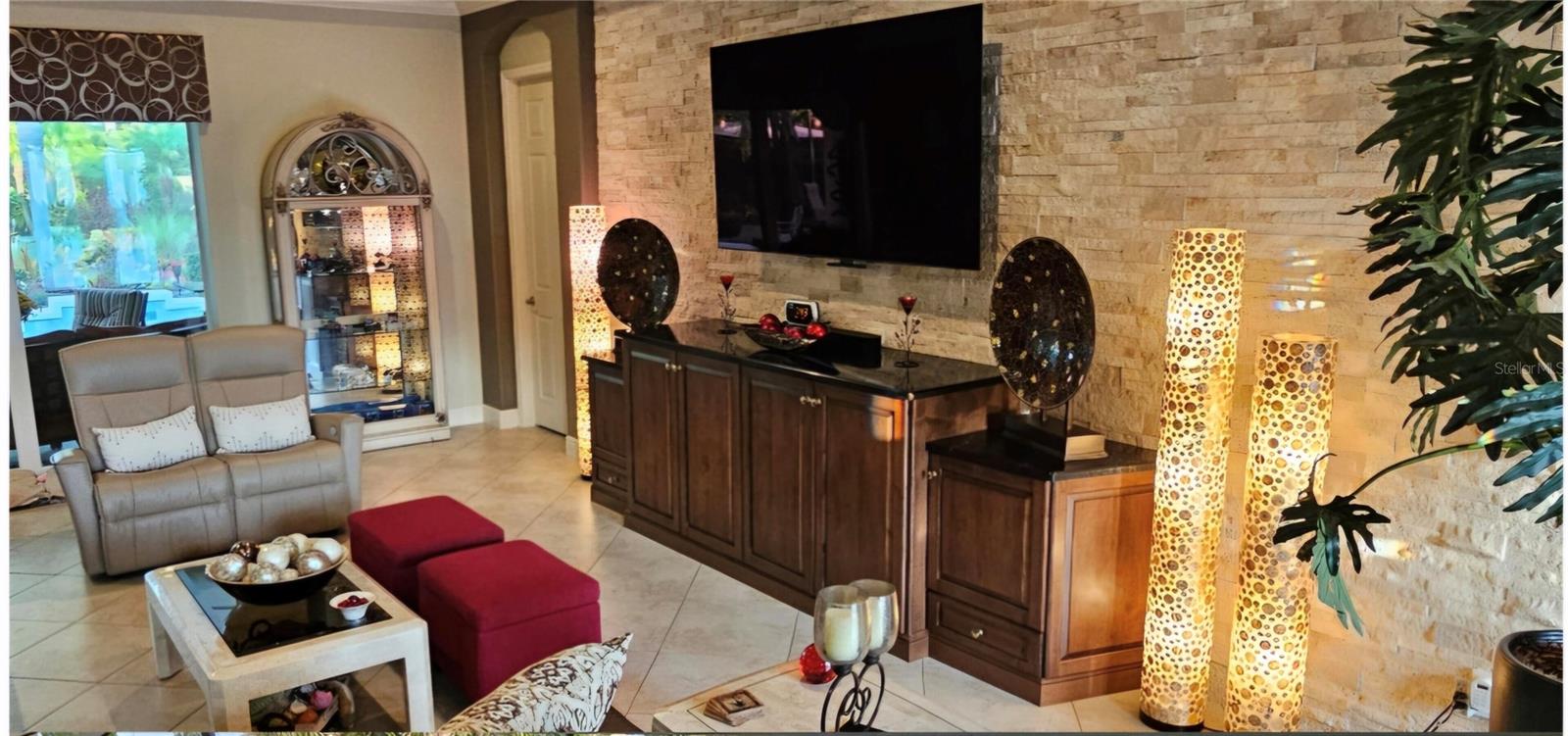 ENCLAVE AT COUNTRY MEADOWS - Residential