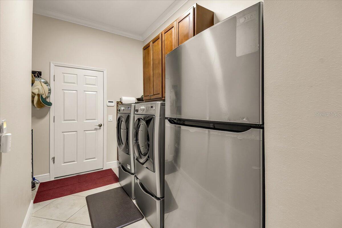 ENCLAVE AT COUNTRY MEADOWS - Residential