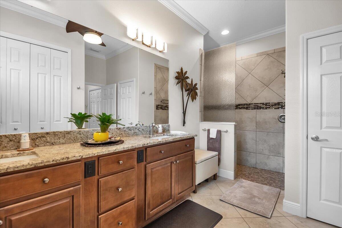 ENCLAVE AT COUNTRY MEADOWS - Residential