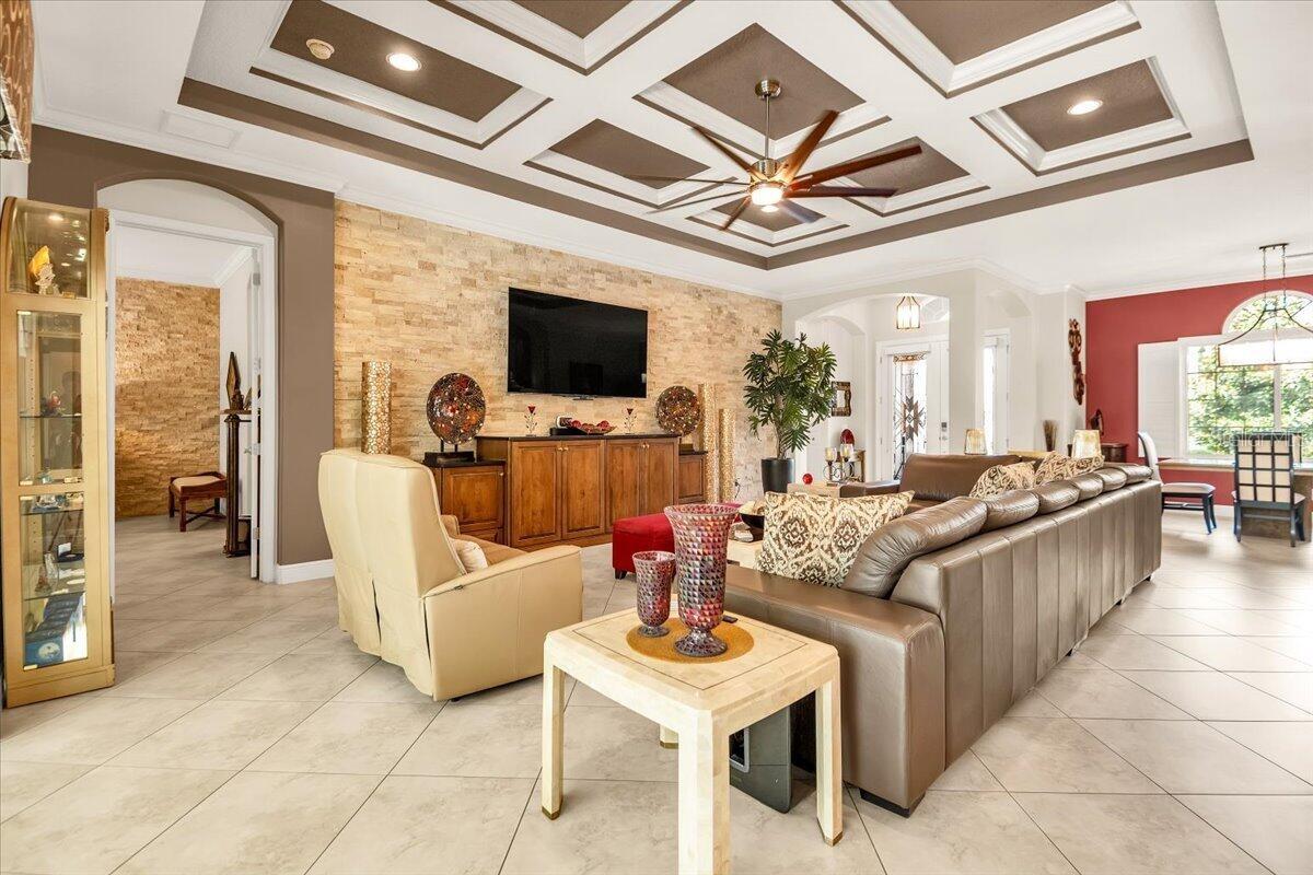 ENCLAVE AT COUNTRY MEADOWS - Residential