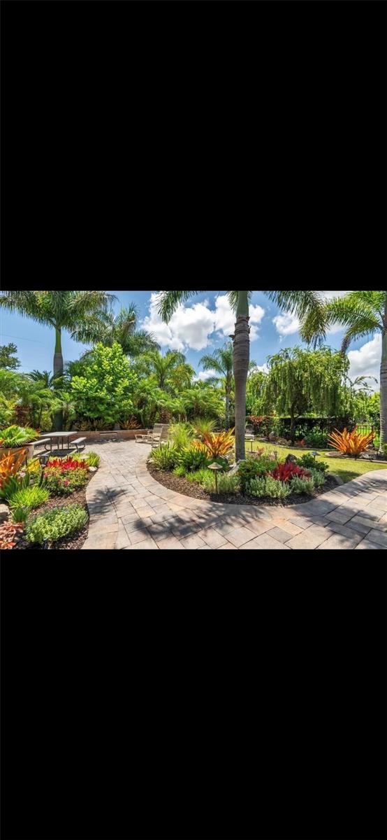 ENCLAVE AT COUNTRY MEADOWS - Residential