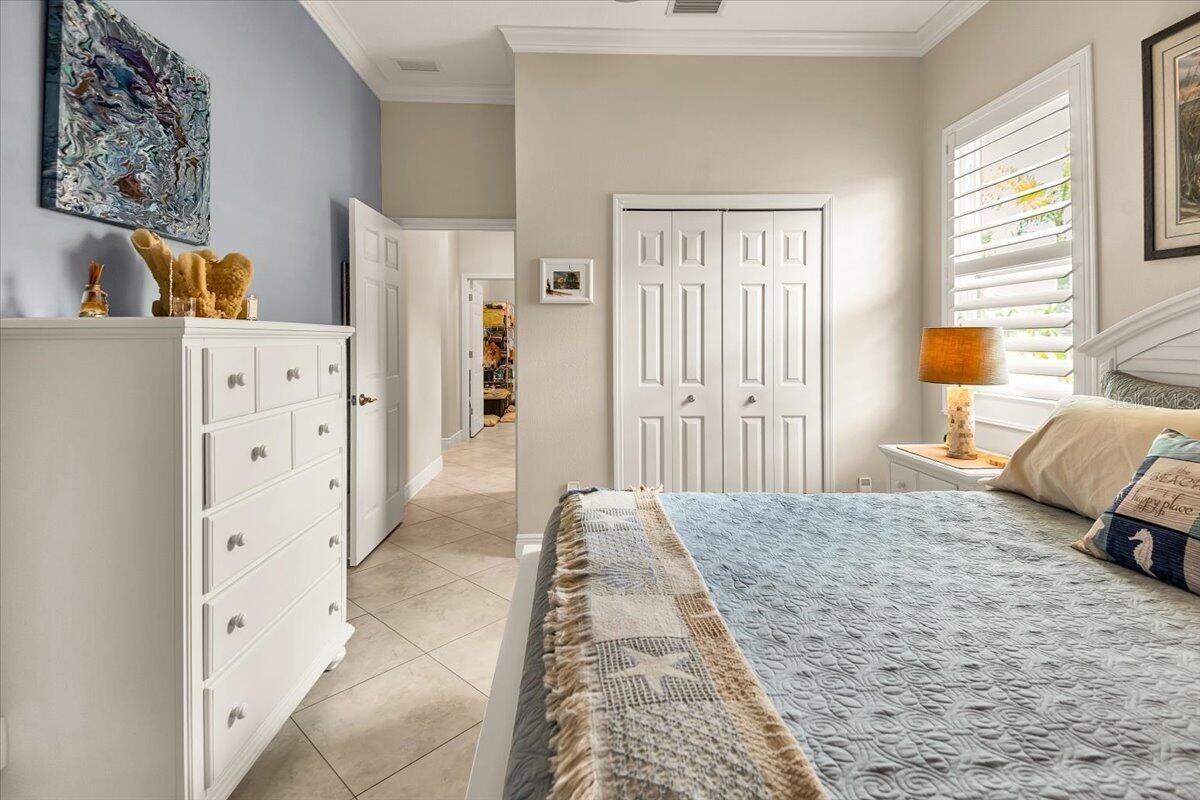 ENCLAVE AT COUNTRY MEADOWS - Residential