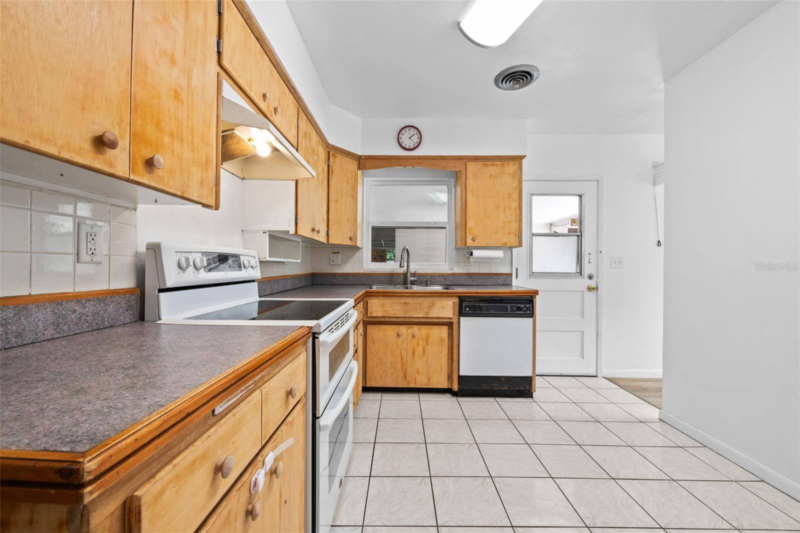 ROGERS DELAND - Residential