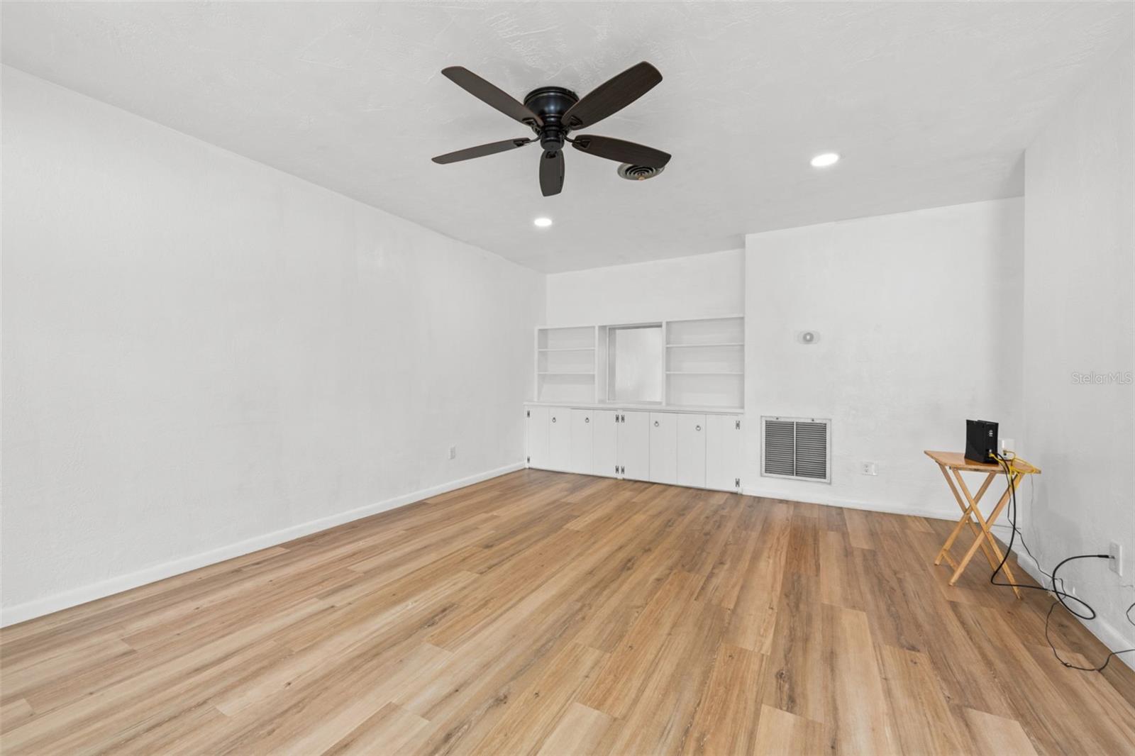 ROGERS DELAND - Residential