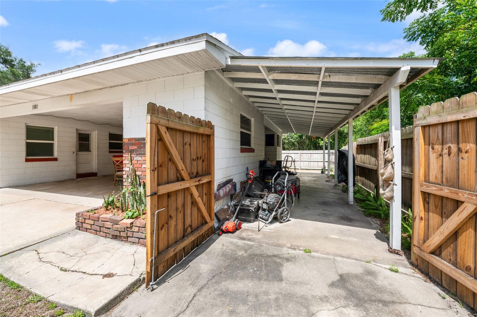ROGERS DELAND - Residential
