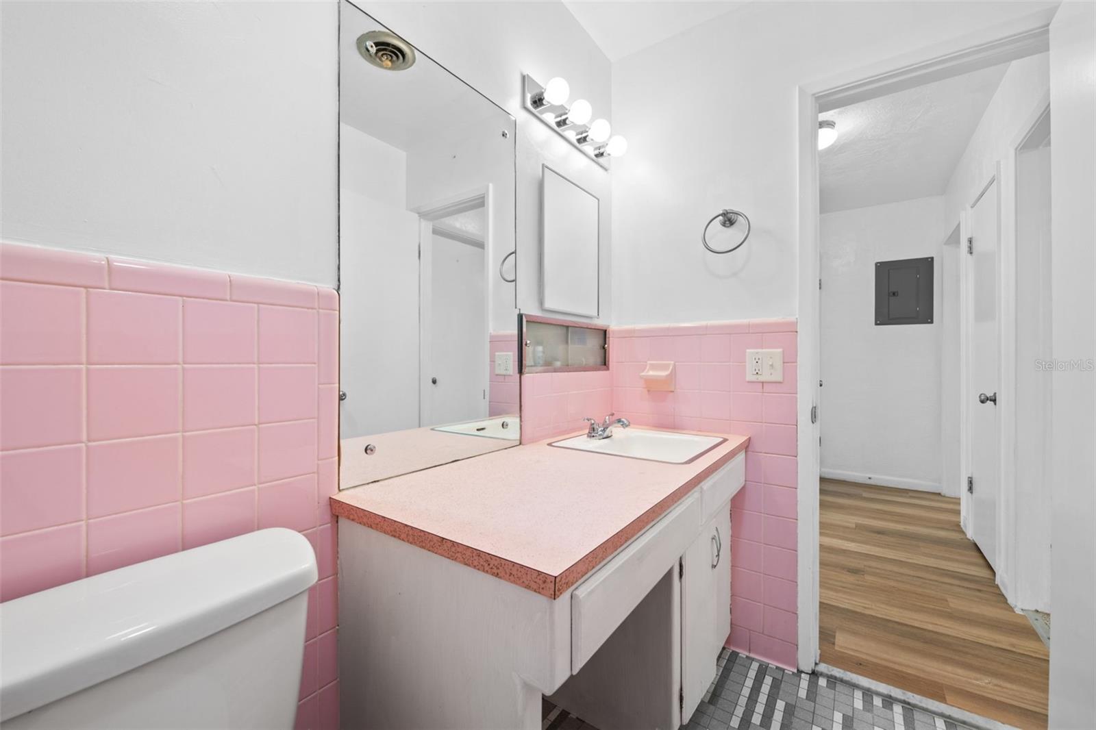 ROGERS DELAND - Residential