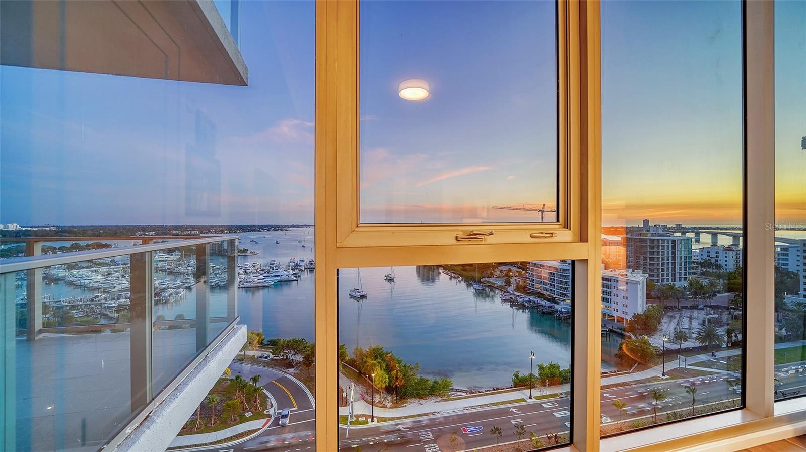 VUE SARASOTA BAY - Residential