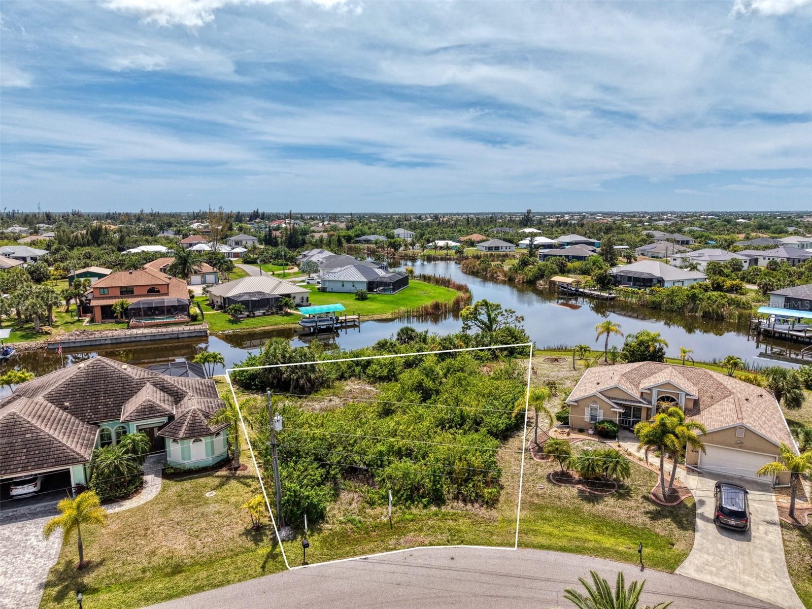 PORT CHARLOTTE SEC 082 - Land
