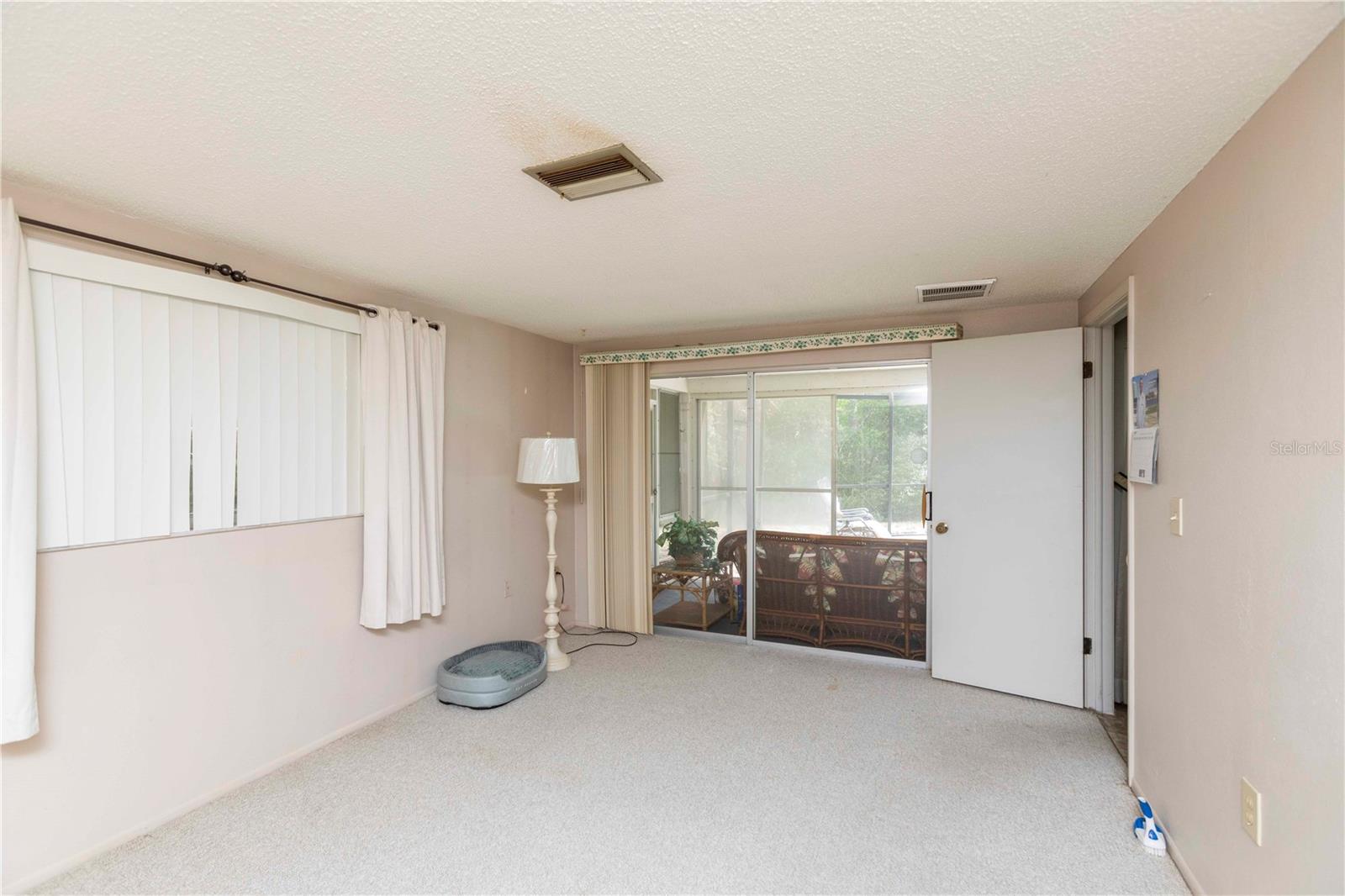 BEACON WOODS VILLAGE - Residential