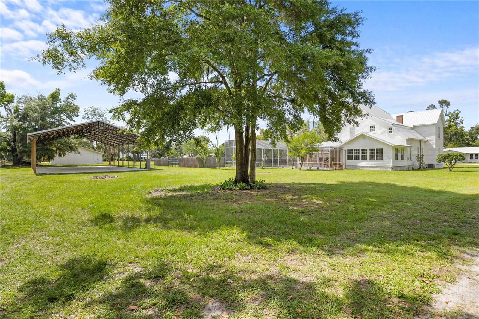 TOWN/WELLBORN - Residential