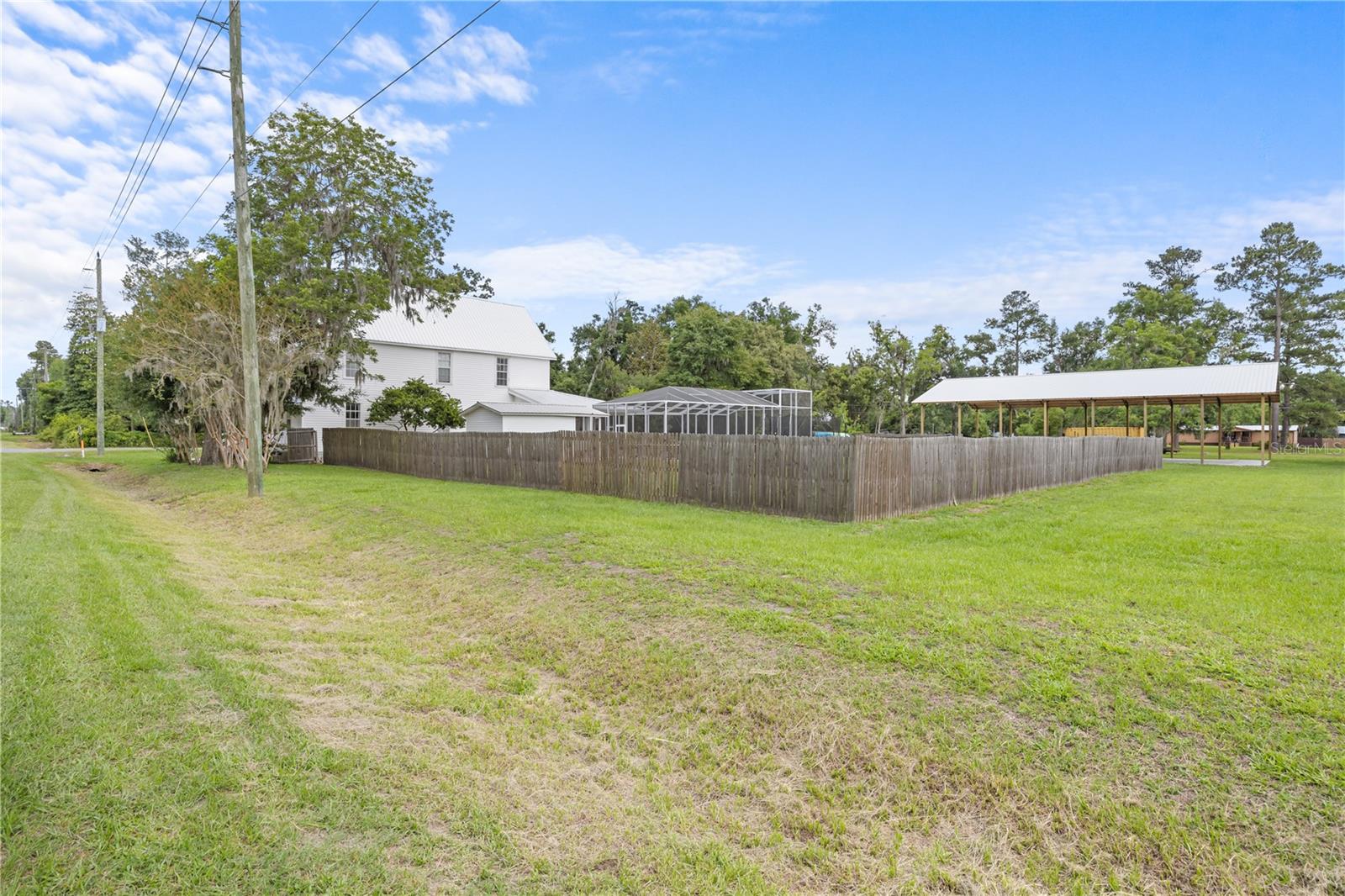 TOWN/WELLBORN - Residential
