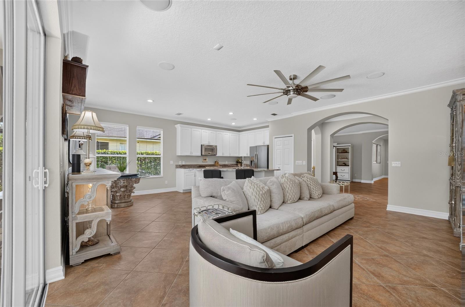 SIGNATURE LAKES/INDEPENDENCE - Residential
